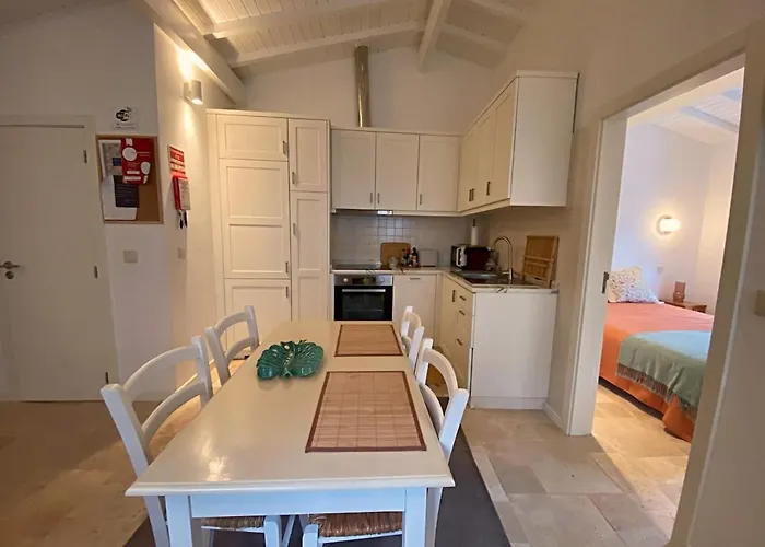 Дом отдыха On The Paiva River - Hostiva Каштру-Дайри