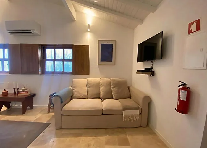 On The Paiva River - Hostiva Каштру-Дайри